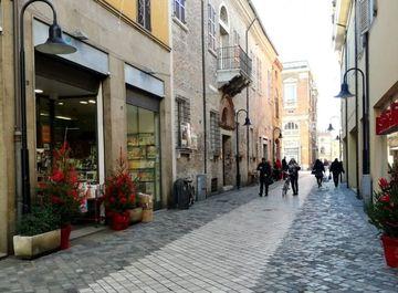Stanza in Affitto in Via Armando Diaz 35 a Ravenna