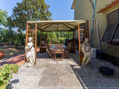 Villetta a schiera in via Livornese, 639 -583, Ponte a Signa - Porto di Mezzo - Brucianesi, Lastra a Signa