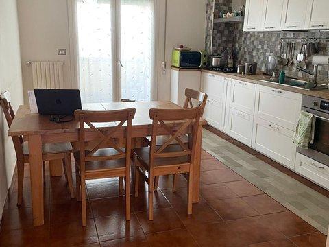 Quadrilocale in viale Repubblica, s.n.c, Colonnata-Camporella, Sesto Fiorentino