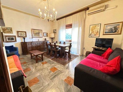 Quadrilocale in via Valdorcia, 18, Novoli - Parco San Donato, Firenze