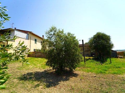 Casa indipendente in via Cerretana, 87, Centro, Vinci
