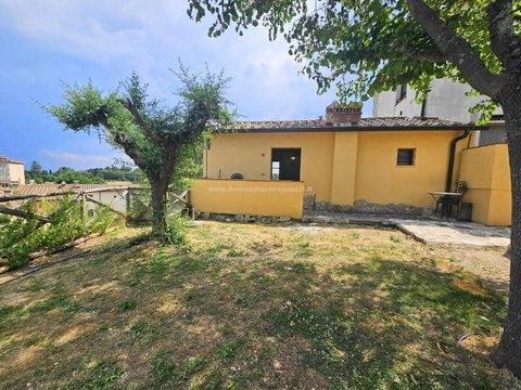 Bilocale a Camporbiano - Castagno, Gambassi Terme