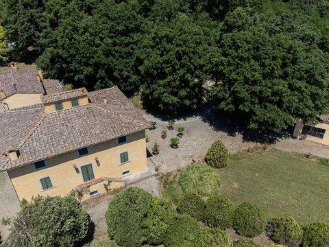 Villa in viale Bruno Buozzi, Centro, Fucecchio