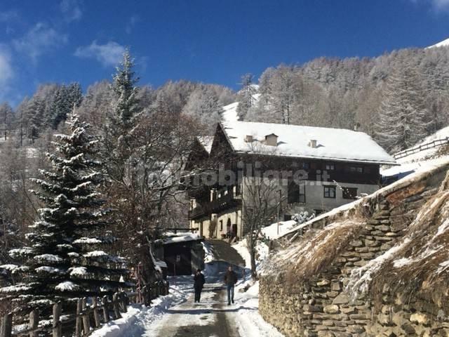 Trilocale frazione Villardamon 23, Pragelato