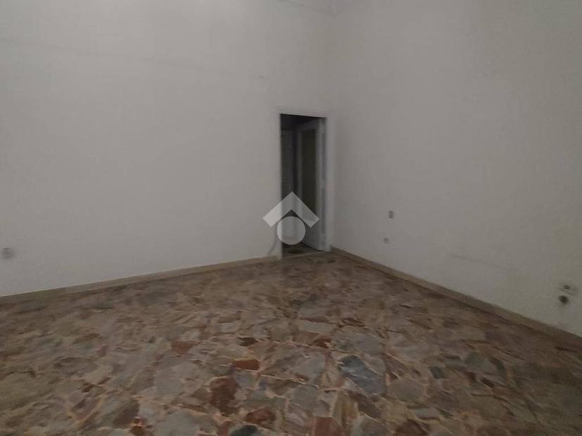 Quadrilocale viale Margherita 51, Ponticelli, Napoli