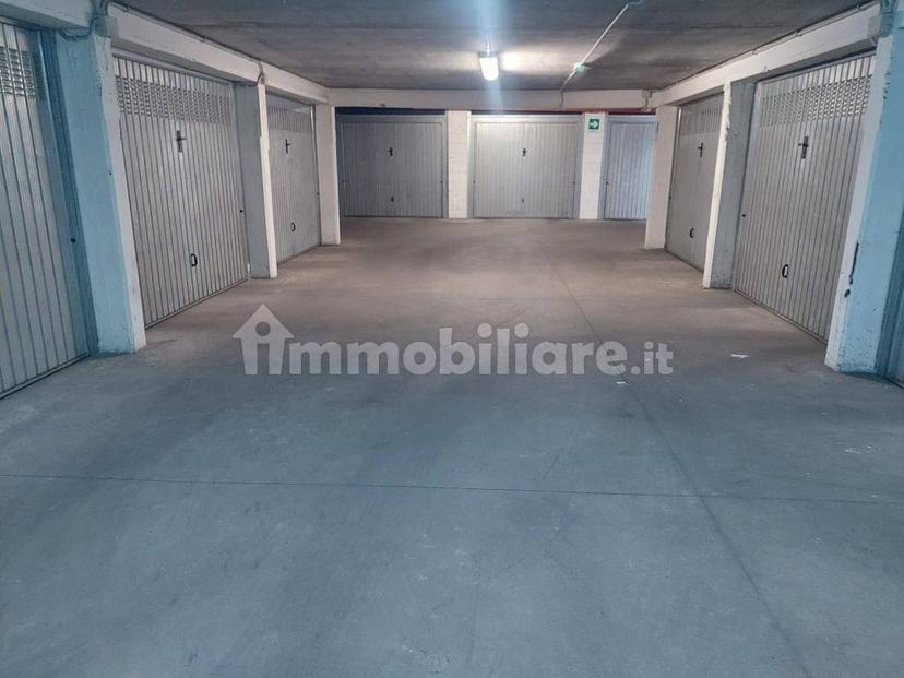 Attico via Campo Farnia, Capannelle - Statuario, Roma