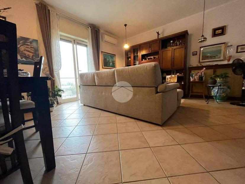 Trilocale via provinciale montagna spaccata 431, Pianura, Napoli