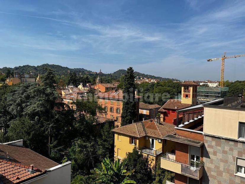 Attico viale Giosuè Carducci 13, Santo Stefano, Bologna