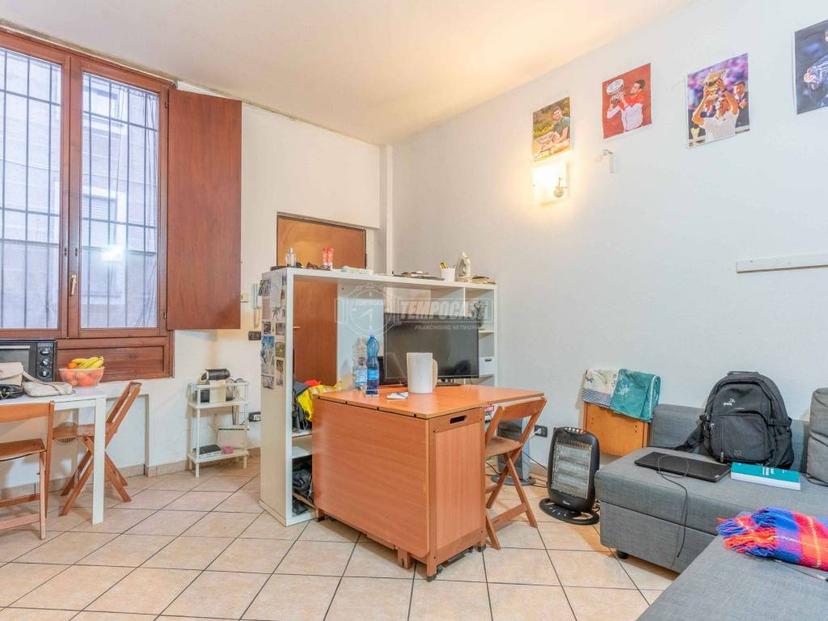 Bilocale viale Giovanni da Cermenate 43, Pezzotti - Meda, Milano