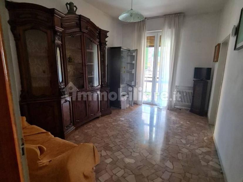 Trilocale via Serena, San Donato, Bologna