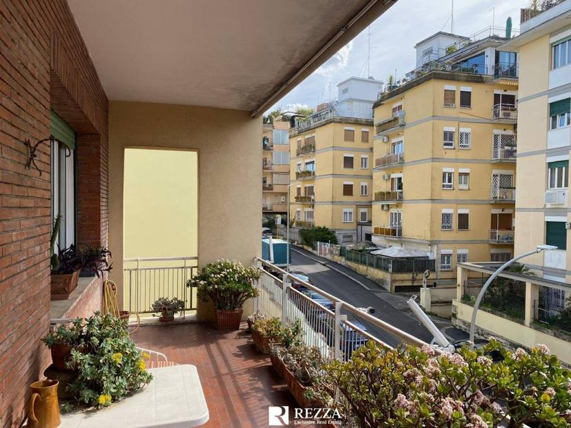 Appartamento via Giacinta Pezzana, Parioli, Roma