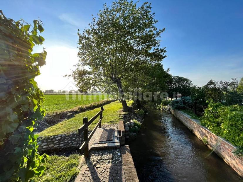 Casale, ottimo stato, 497 m², Vercelli - Wagner, Milano