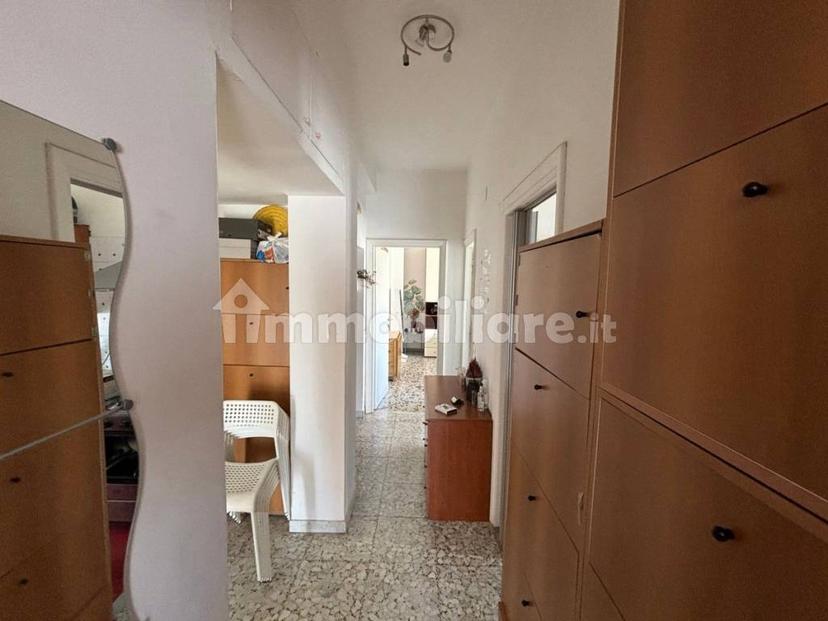 Trilocale via Bagnoregio, 85, Tomba di Nerone, Roma