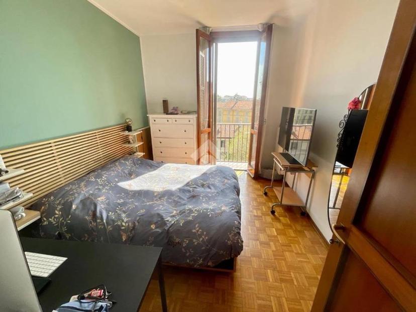 Trilocale Alzaia Naviglio Pavese 62, Navigli - Darsena, Milano
