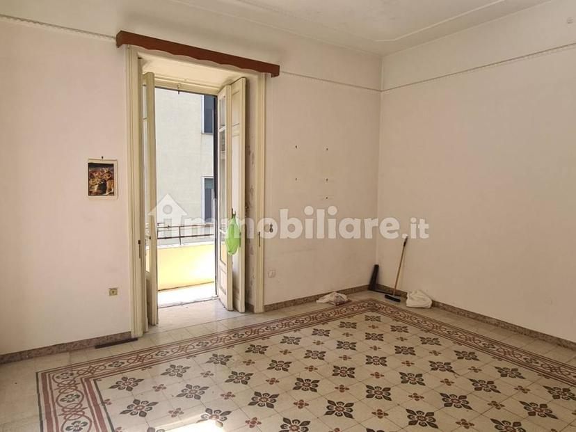 Quadrilocale viale Michelangelo, Vomero, Napoli