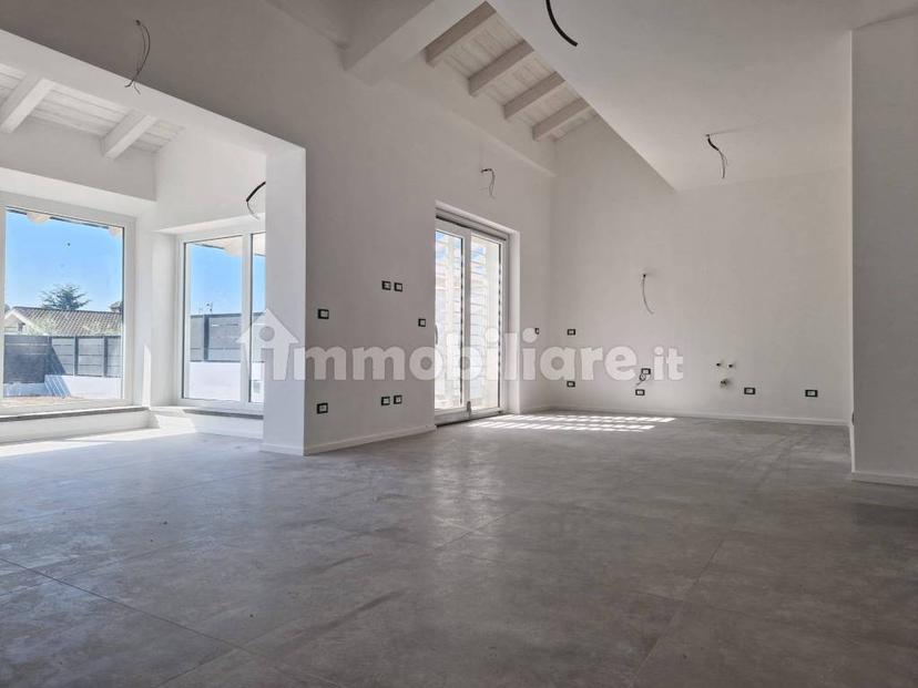 Villa bifamiliare via di Vermicino, Borghesiana, Roma