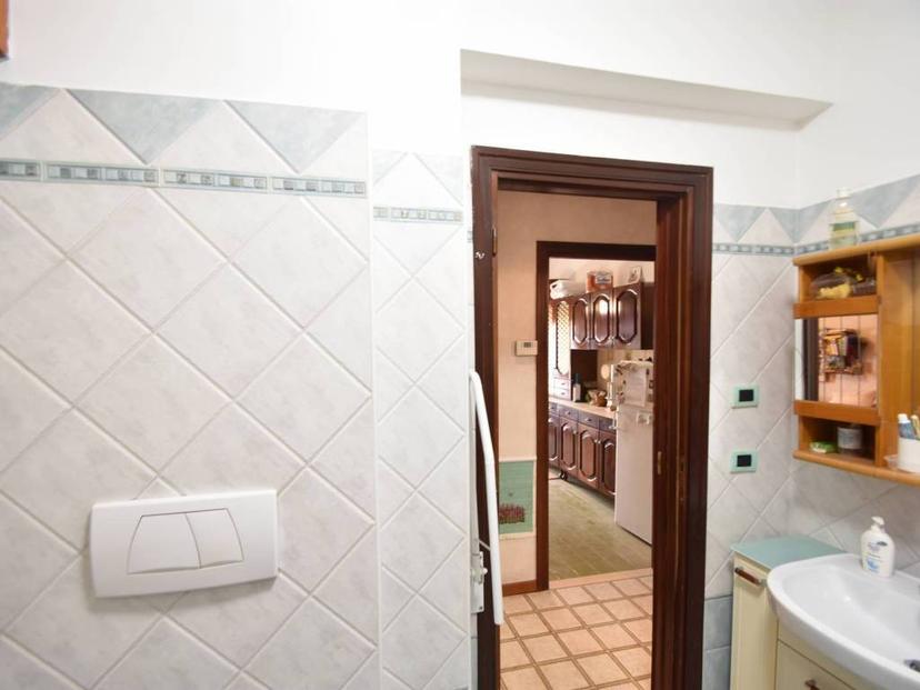 Trilocale via Pisino 99, Villa Gordiani, Roma