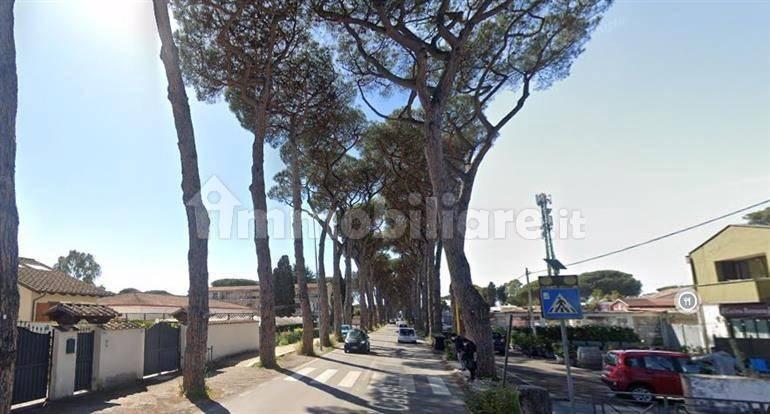Villa a schiera via Maurice Ravel, Infernetto, Roma