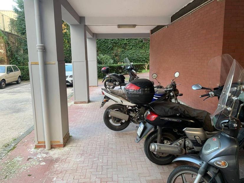 Quadrilocale via Domenico Schiappoli 25, Arenella, Napoli