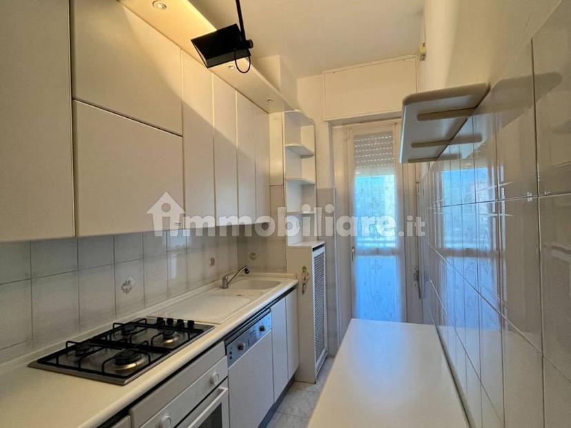 Quadrilocale via delle Orchidee 14, Primaticcio, Milano