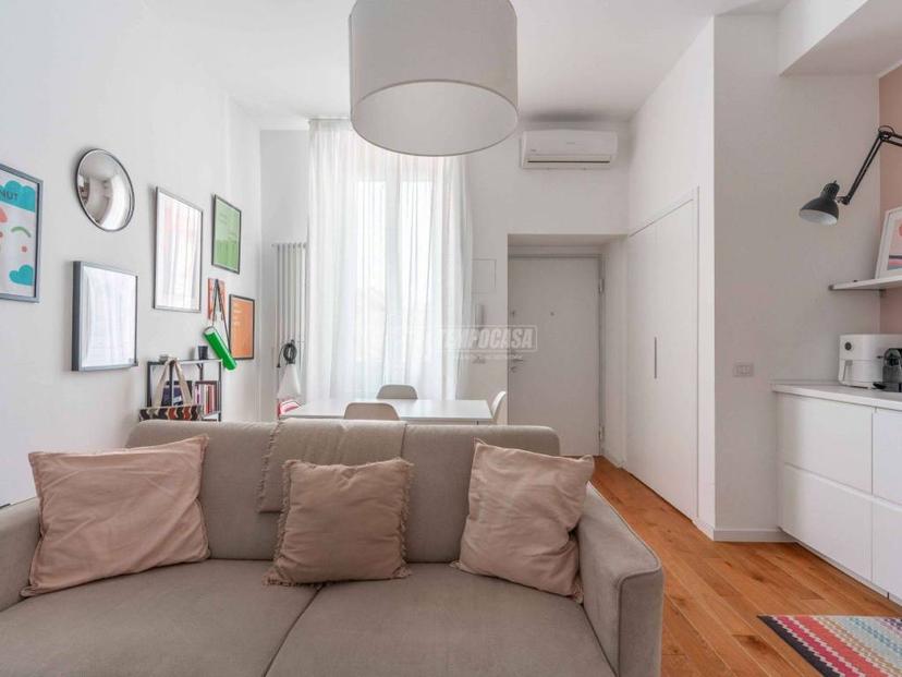 Bilocale via Ruggero Bonghi 12, Pezzotti - Meda, Milano