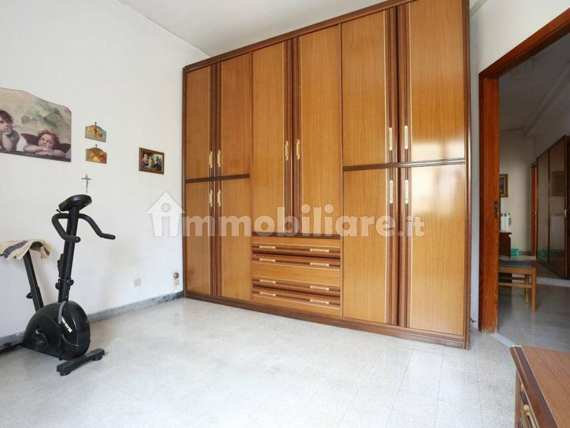 Quadrilocale viale Colli Aminei 24, Colli Aminei - Capodimonte, Napoli