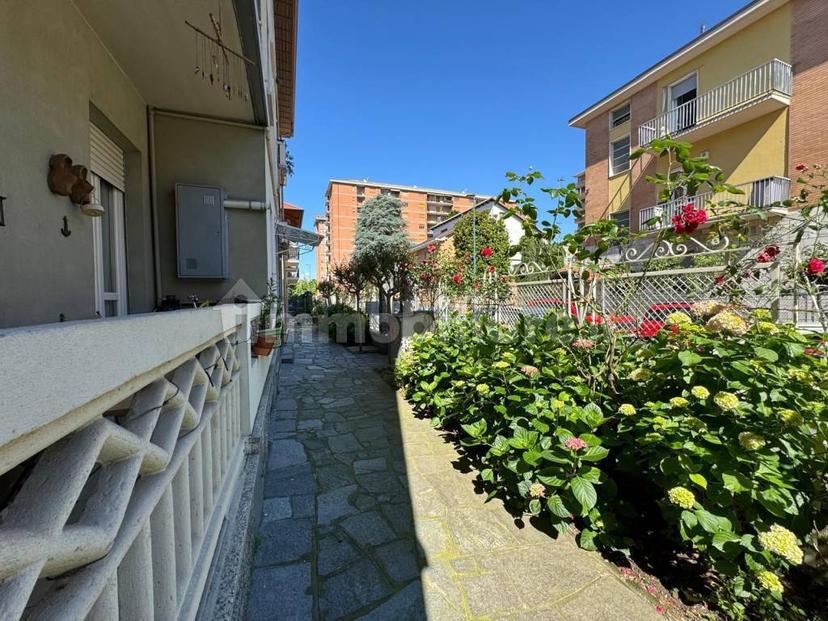 Trilocale via Giuseppe Ciotta 49, Città Giardino, Torino