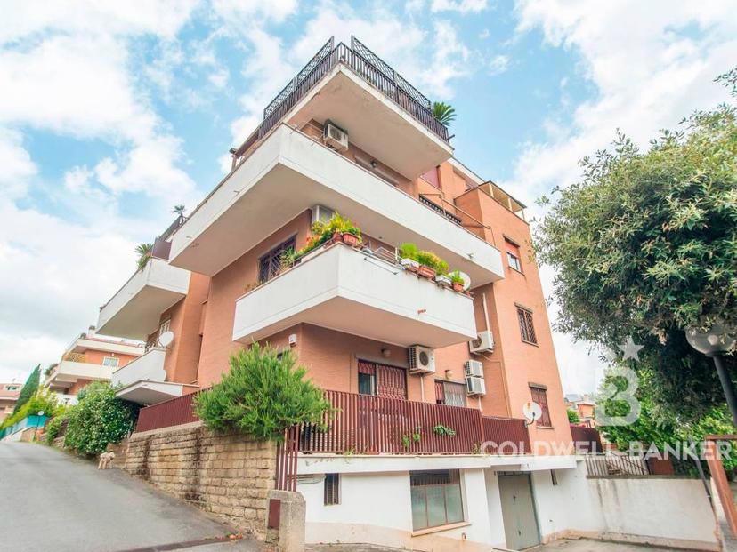 Appartamento via dei Due Ponti 247, Tomba di Nerone, Roma