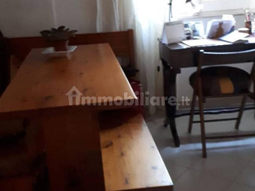 Bilocale viale Raffaello 15, Vomero, Napoli