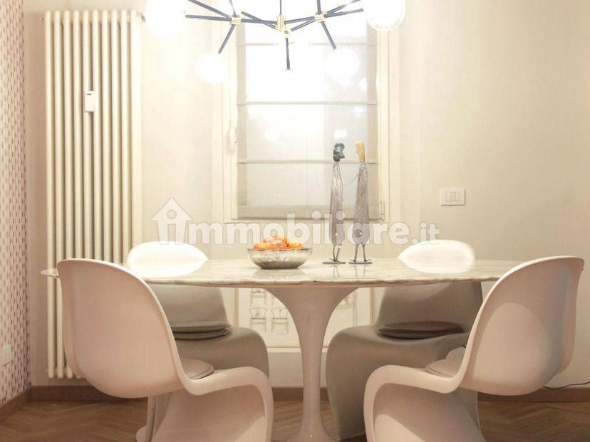 Trilocale via Ansperto 9, Sant'Ambrogio, Milano