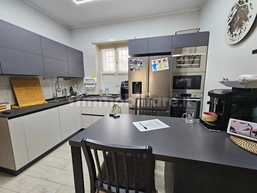 Quadrilocale via Cassia 846, Tomba di Nerone, Roma