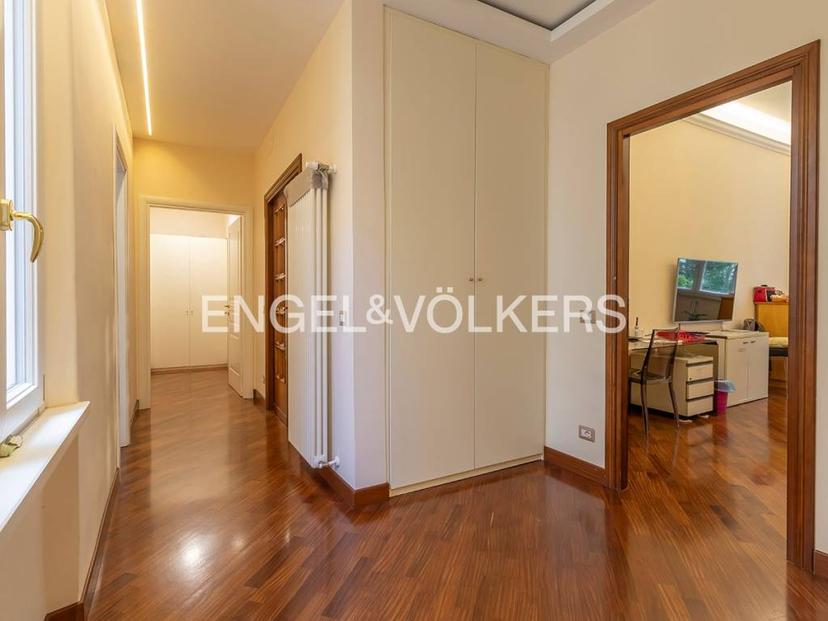 Appartamento viale delle Milizie, Prati, Roma