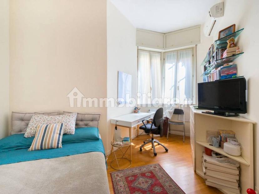 Trilocale via Pelagio Palagi 10, Morgagni, Milano