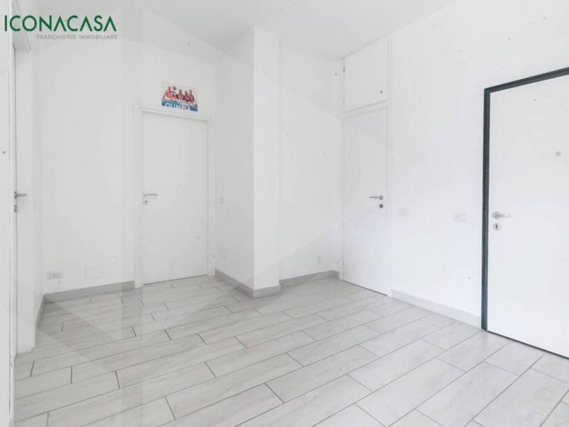 Trilocale viale Giovanni Suzzani 273, Bignami - Ponale, Milano