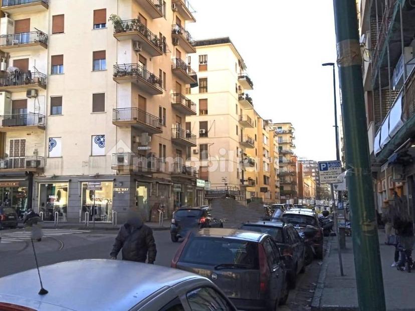 Bilocale via Giacomo Leopardi, Fuorigrotta, Napoli