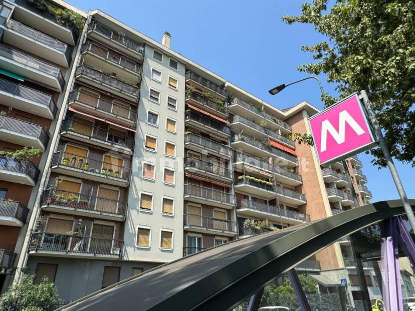 Quadrilocale via Messina 45, Cenisio, Milano