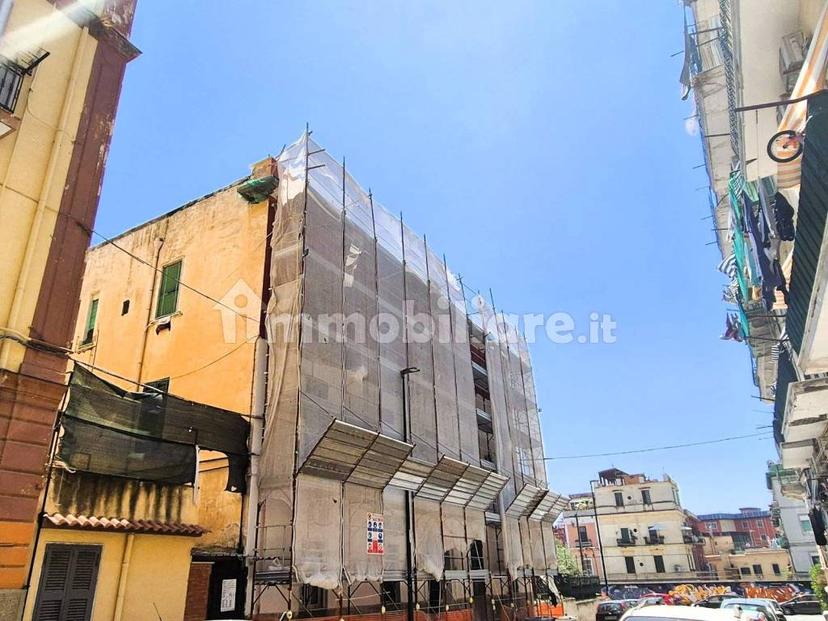 Bilocale via Silio Italico 10, Bagnoli, Napoli
