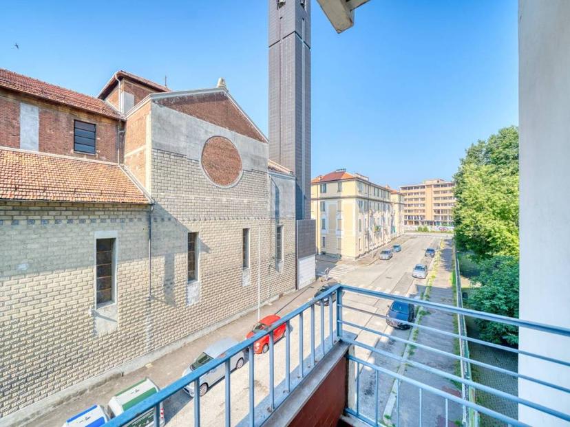 Bilocale via Rondissone 30, Barriera di Milano, Torino