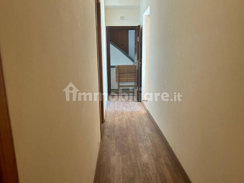 Trilocale via Monte Guadagnolo, Roma