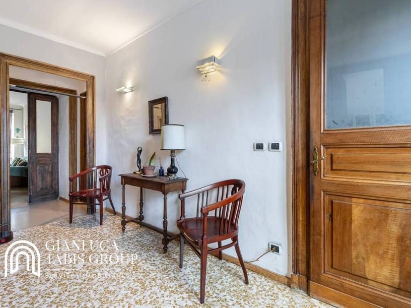 Appartamento via Saluzzo 15, San Salvario - Baretti, Torino