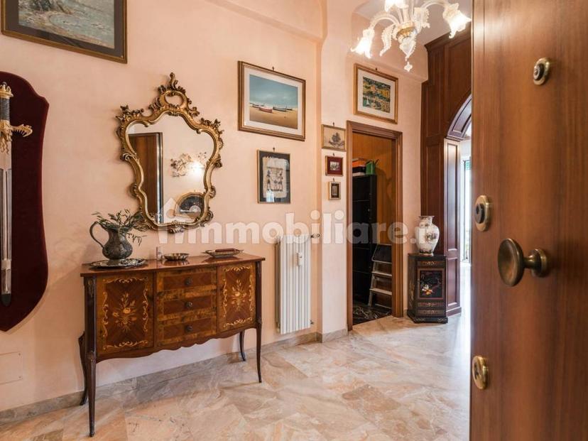 Appartamento via Moricone 9, Africano - Villa Chigi, Roma