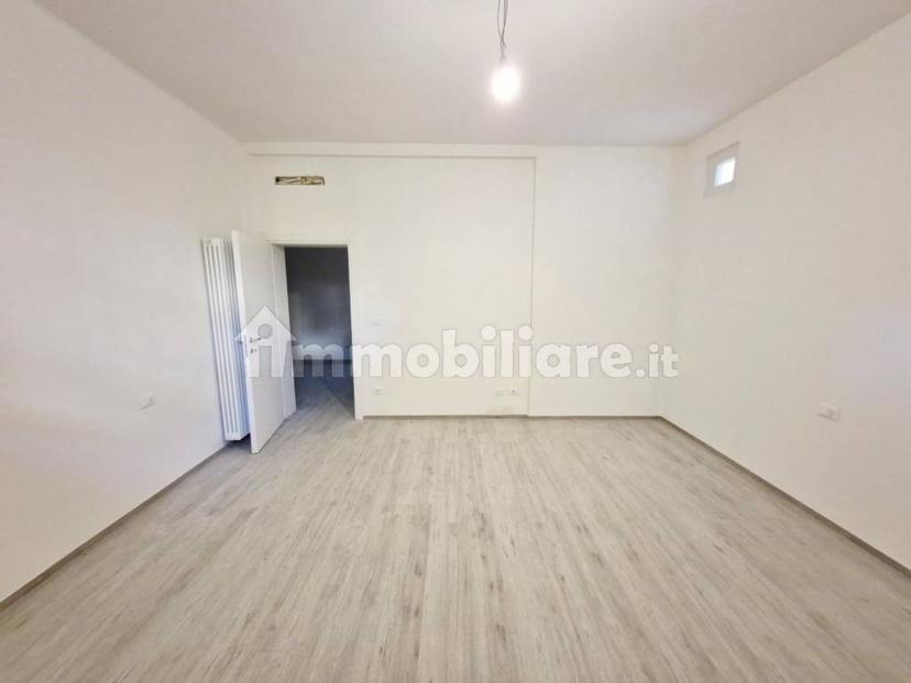 Trilocale via Giampietro Zanotti 16, Murri, Bologna