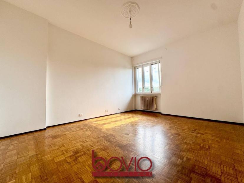 Bilocale Strada Dei Biasoni  39, Barca, Torino