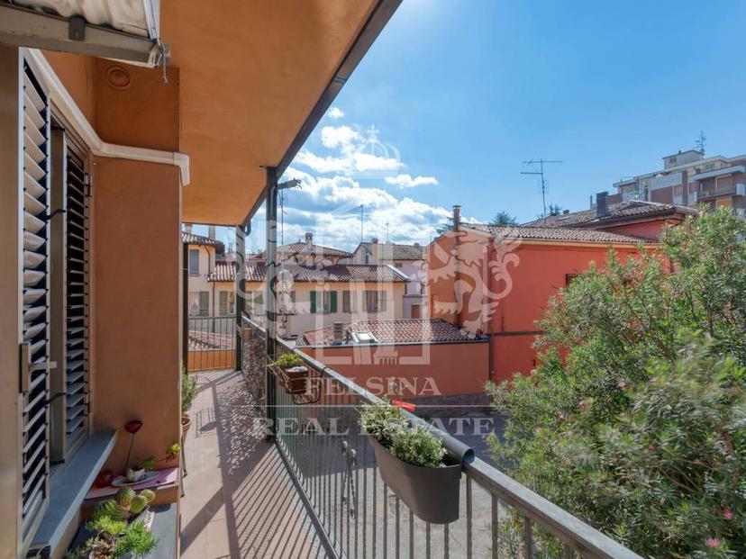 Trilocale via Emilia Ponente 437, Borgo Panigale, Bologna