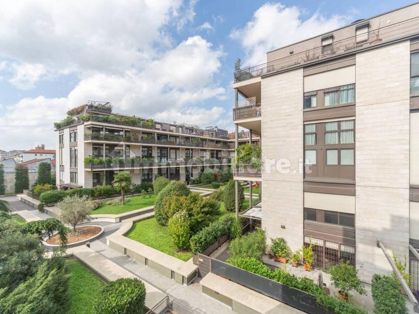 Trilocale via Pompeo Mariani 6, Ponte Nuovo, Milano