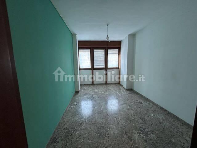 Quadrilocale via Carlo Botta 19, Porta Romana - Medaglie d'Oro, Milano