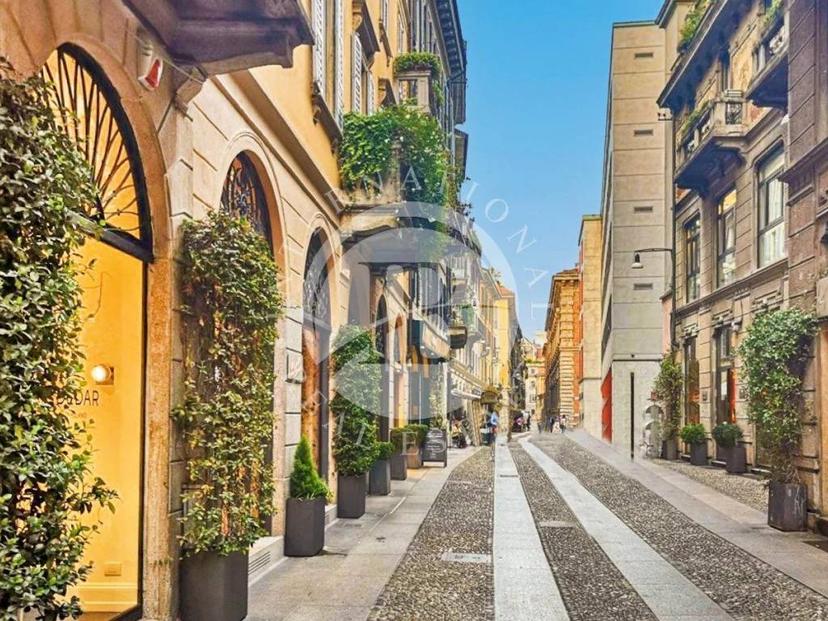 Trilocale via Brera, Brera, Milano