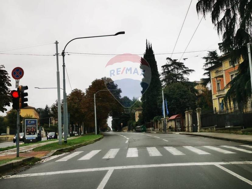 Trilocale buono stato, piano terra, Saragozza dentro le Mura, Bologna