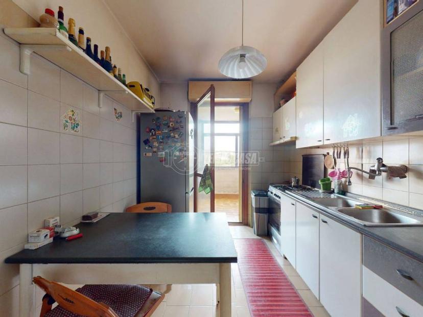 Trilocale viale alfredo ottaviani  107, Dragona, Roma