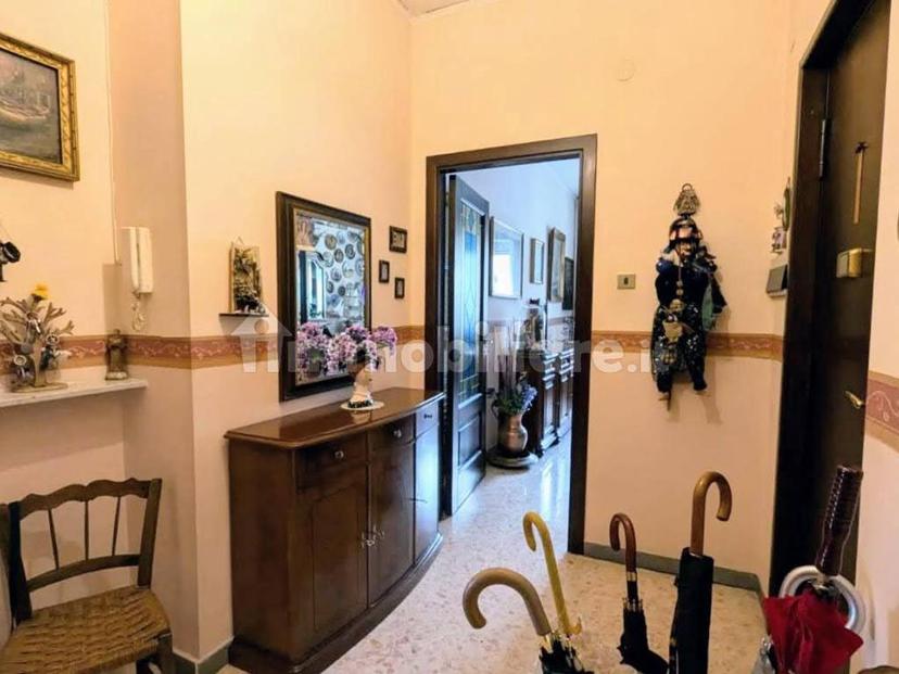 Quadrilocale via dell'Epomeo, Soccavo, Napoli
